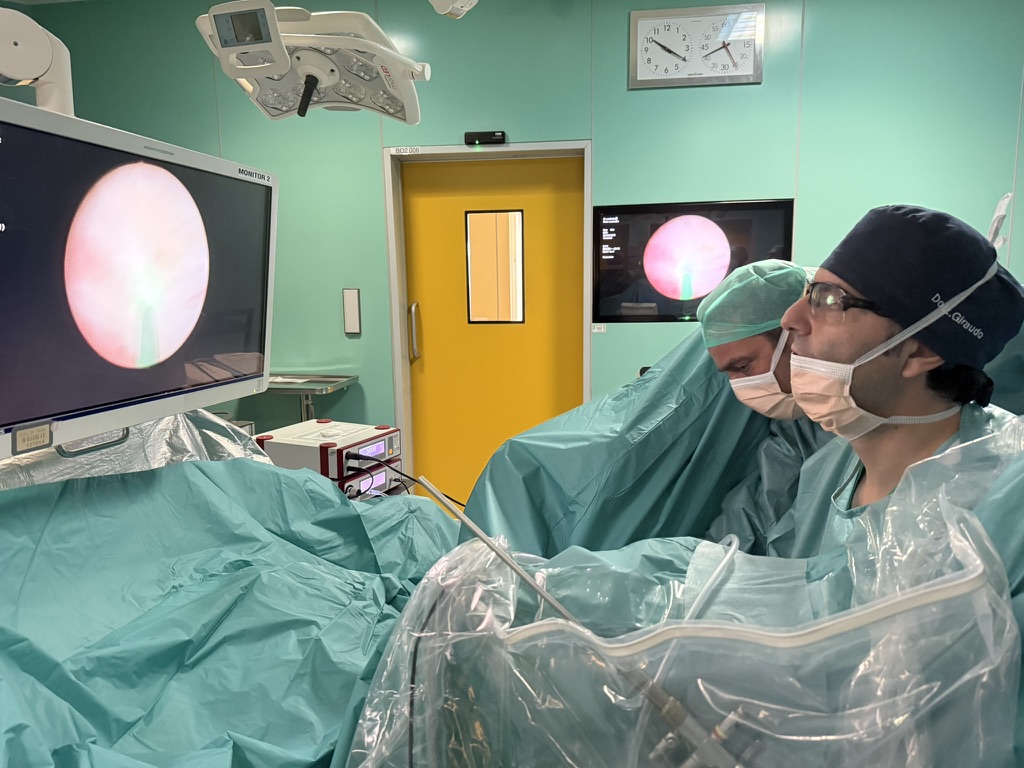 Intervento endoscopico della prostata in sala operatoria